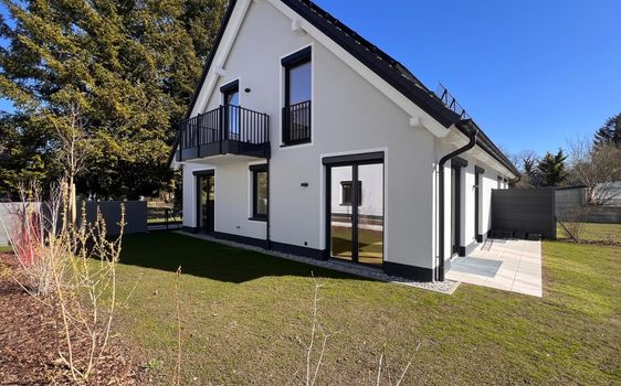 S130 L|I|V|I|N|G - Schneeglöckchenstraße 130 - 12 new build condominiums and 4 semi-detached houses - Munich