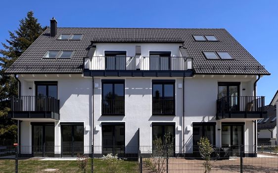 S130 L|I|V|I|N|G - Schneeglöckchenstraße 130 - Neubau von 12 Eigentumswohnungen und 4 Doppelhaushälften - München