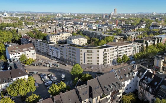 Nesselrodestraße 2-4 - Neubau von 65 Eigentumswohnungen und 5 Gewerbeeinheiten - Köln