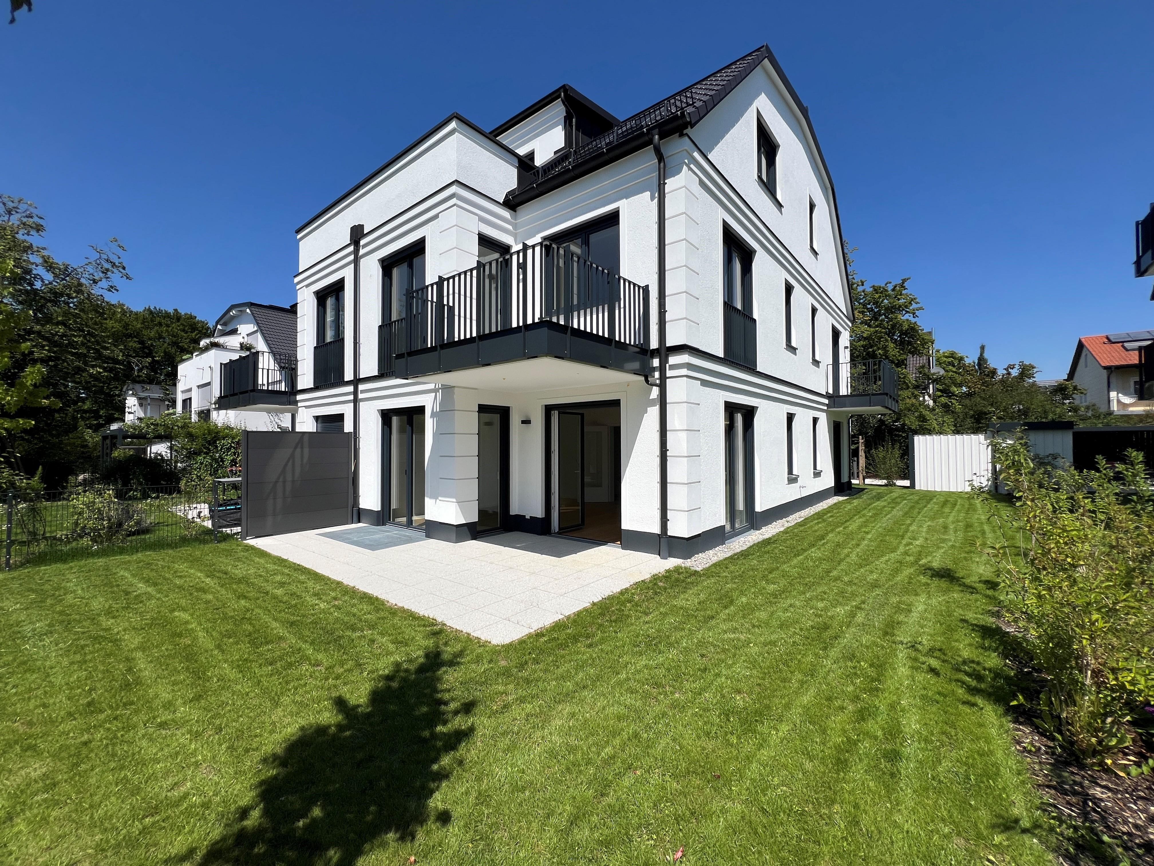 O20 L|I|V|I|N|G - Oberbrunner Straße 20 - Munich - Forstenried