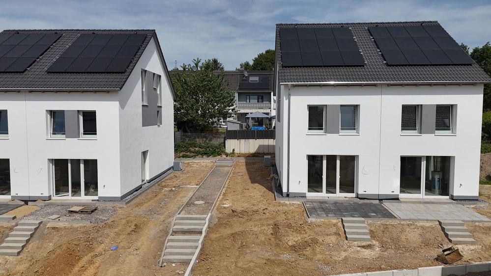 Bild Neubau Häuser Haselnussweg Wülfrath