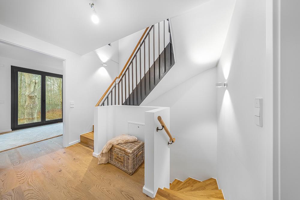 Bild Neubau Eigentumswohnungen und Häuser Seestraße Hamburg: Bild eines hellen Wohnzimmers