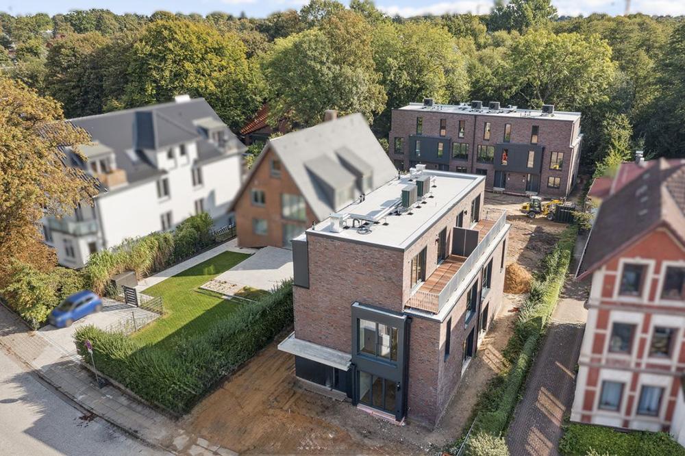 Bild Neubau Eigentumswohnungen und Häuser Seestraße Hamburg: Bild eines Doppelhauses