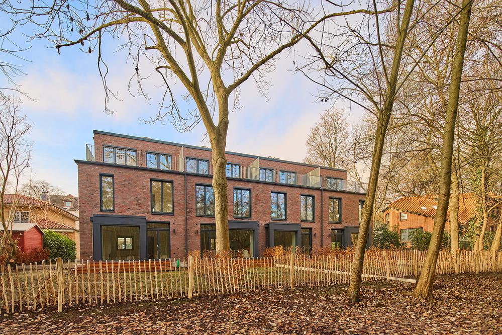 Bild Neubau Eigentumswohnungen und Häuser Seestraße Hamburg: Bild eines Mehrfamilienhauses