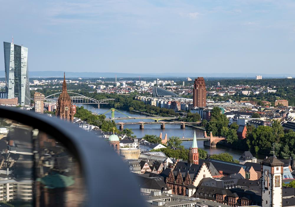 Bild Neubau Eigentumswohnungen Junghofstraße Frankfurt: Bild von der Frankfurter Skyline