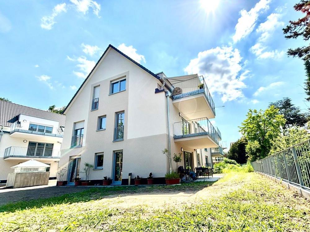 Bild Neubau Eigentumswohnungen Gaugasse Wiesbaden: Bild eines Mehrfamilienhauses