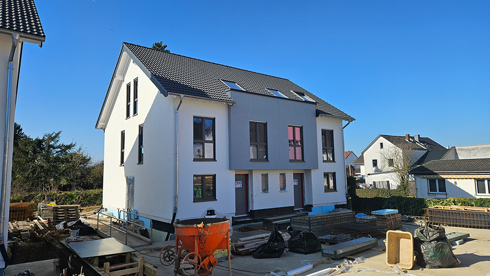 Bild Neubau Eigentumswohnungen Lindenstraße Bonn: Bild der Baustelle des Neubauprojekts mit Doppelhäusern