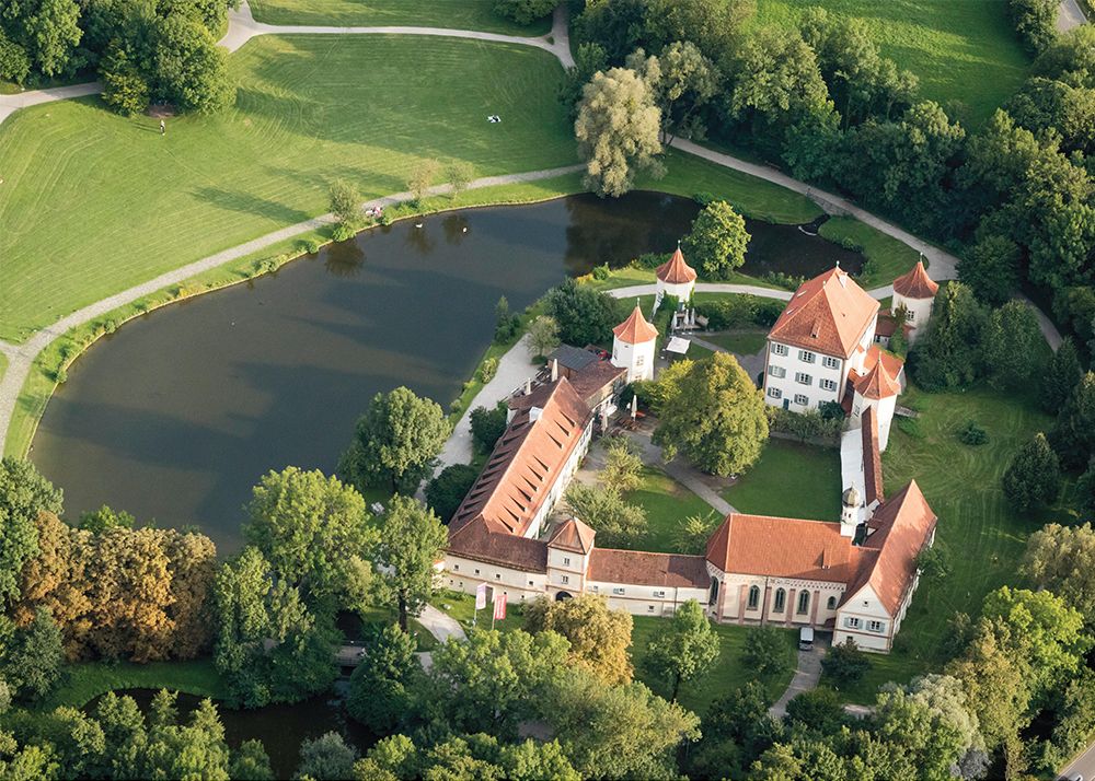 Bild Neubau Eigentumswohnungen Grandlstraße München: Vogelperspektive auf Schloss Nymphenburg