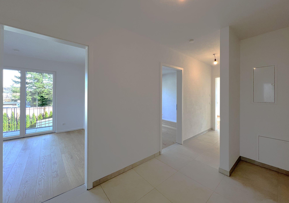 K33 L|I|V|I|N|G - Kranichweg 33