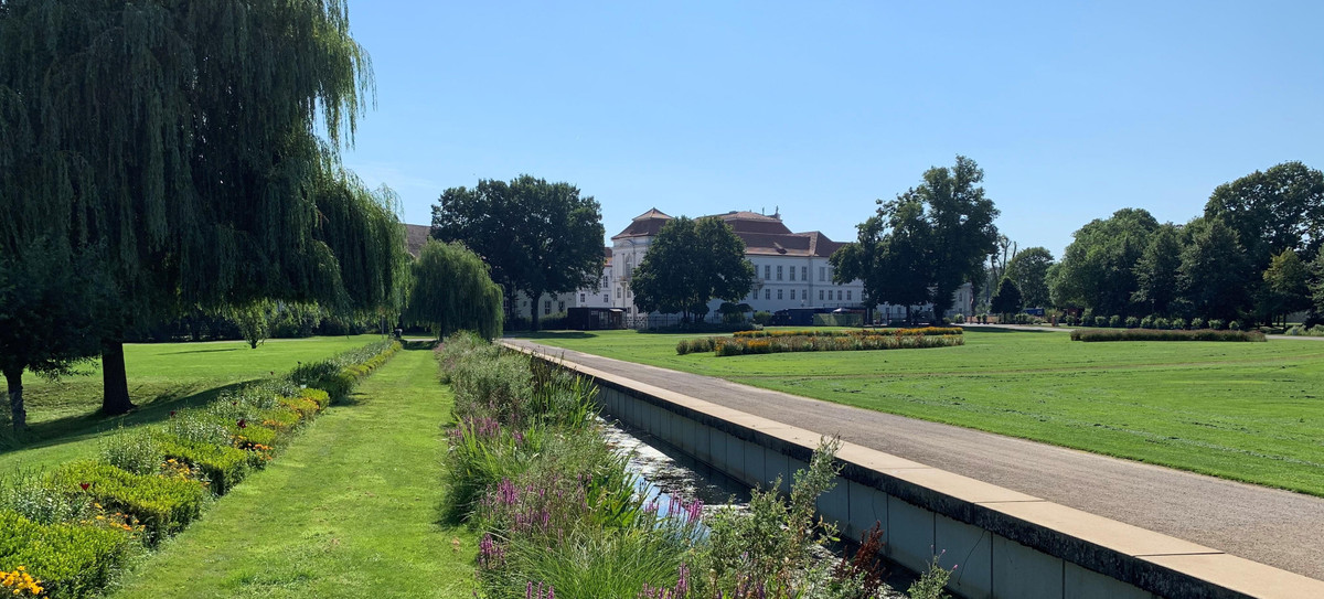 TOWNHOUSE COLLECTION