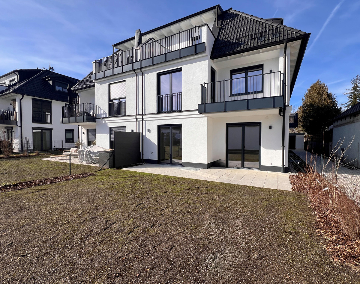 K33 L|I|V|I|N|G - Kranichweg 33 - Neubau von 6 Eigentumswohnungen - München