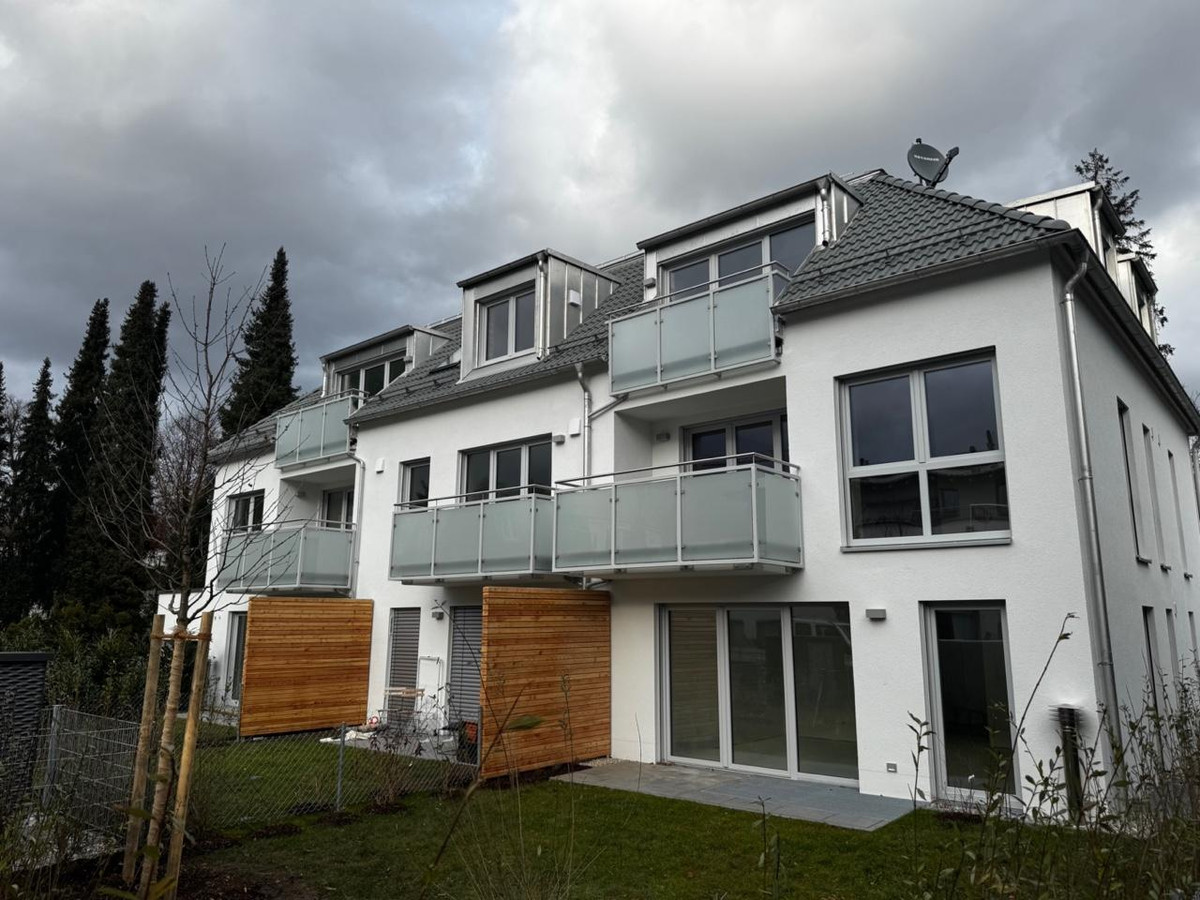 Mondseestraße 11 - Neubau von 8 Eigentumswohnungen und 2 Doppelhaushälften