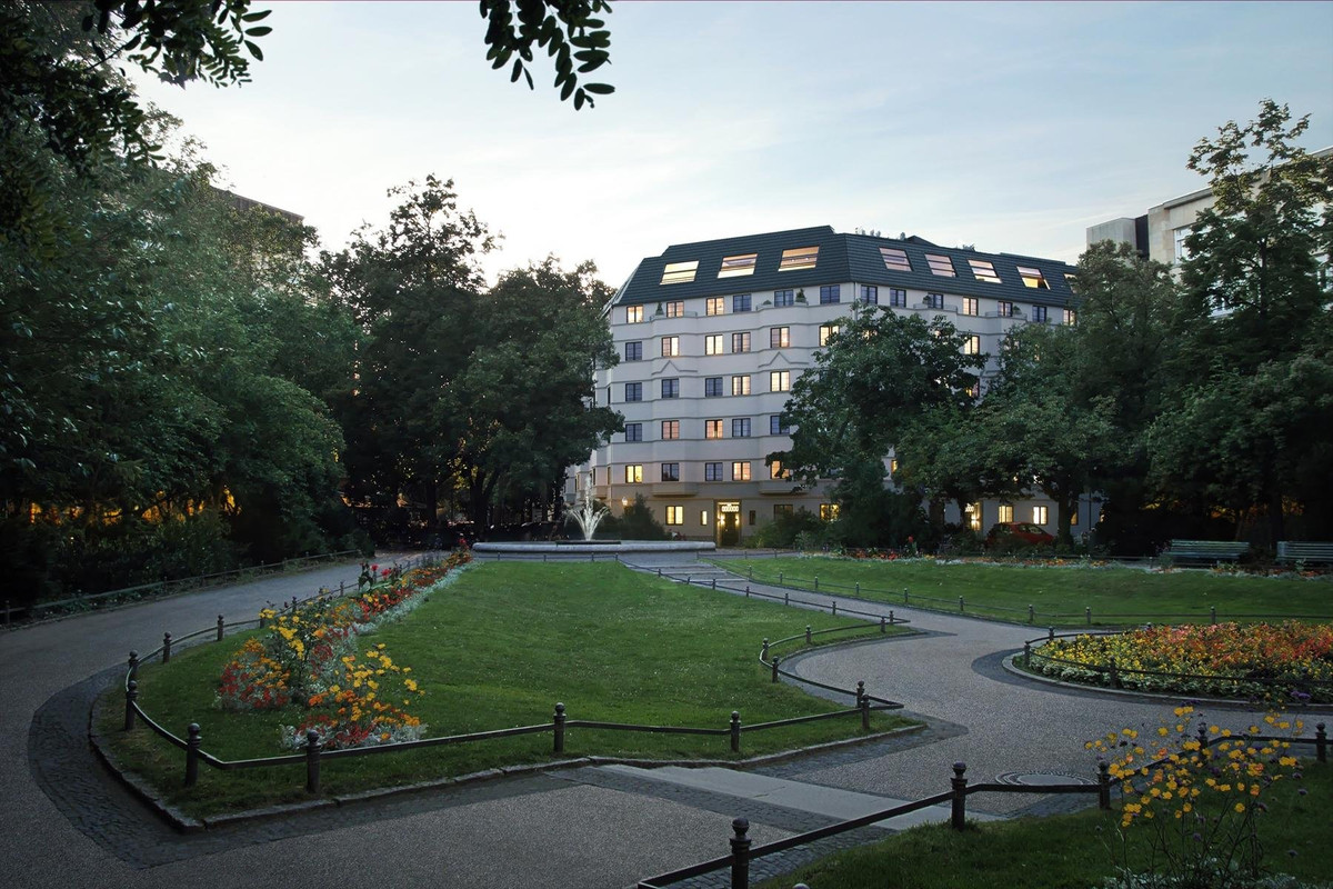 PHOENIX - Ludwigkirchplatz