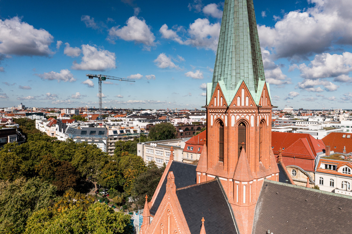 PHOENIX - Am Ludwigkirchlatz