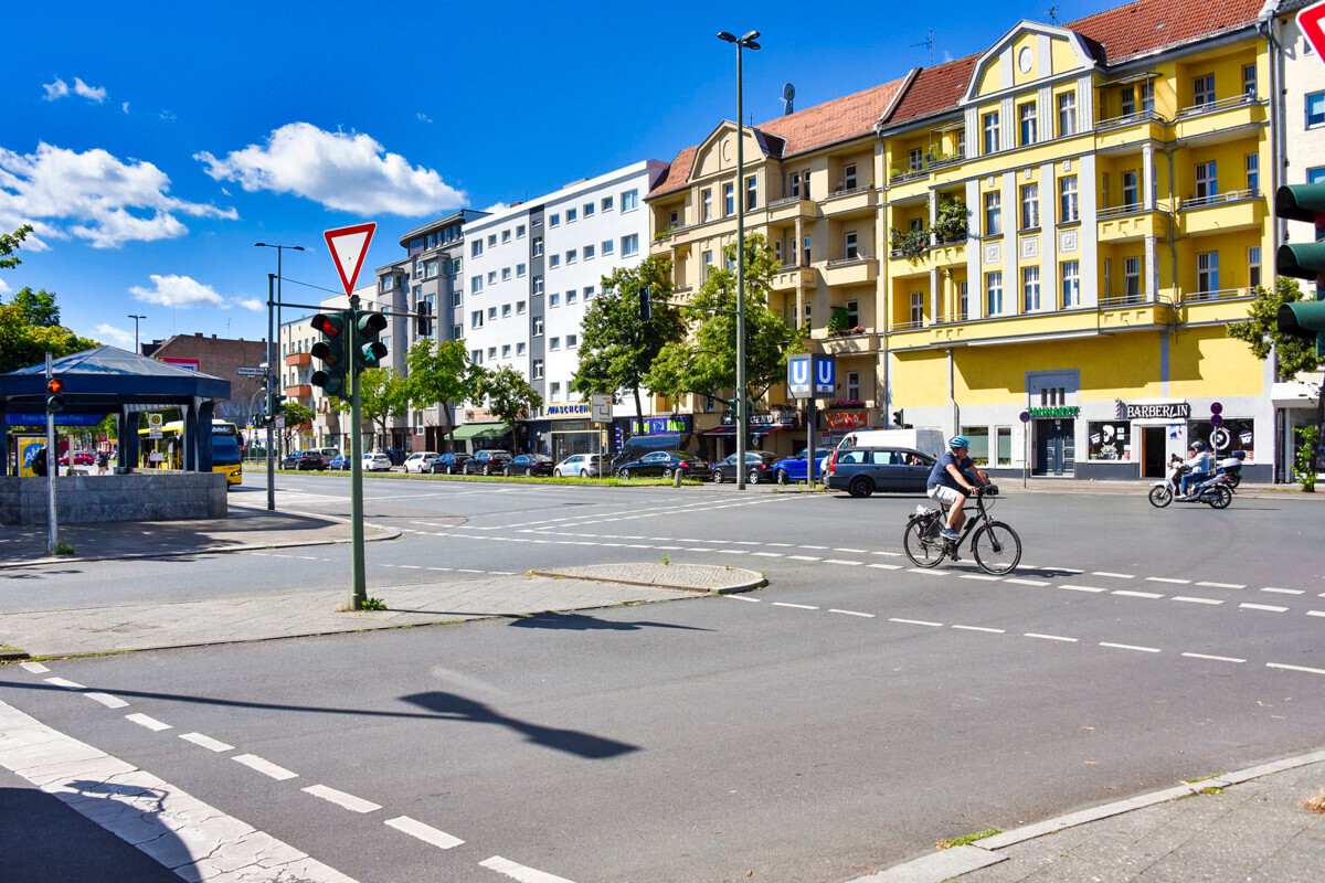 Franz-Neumann-Platz