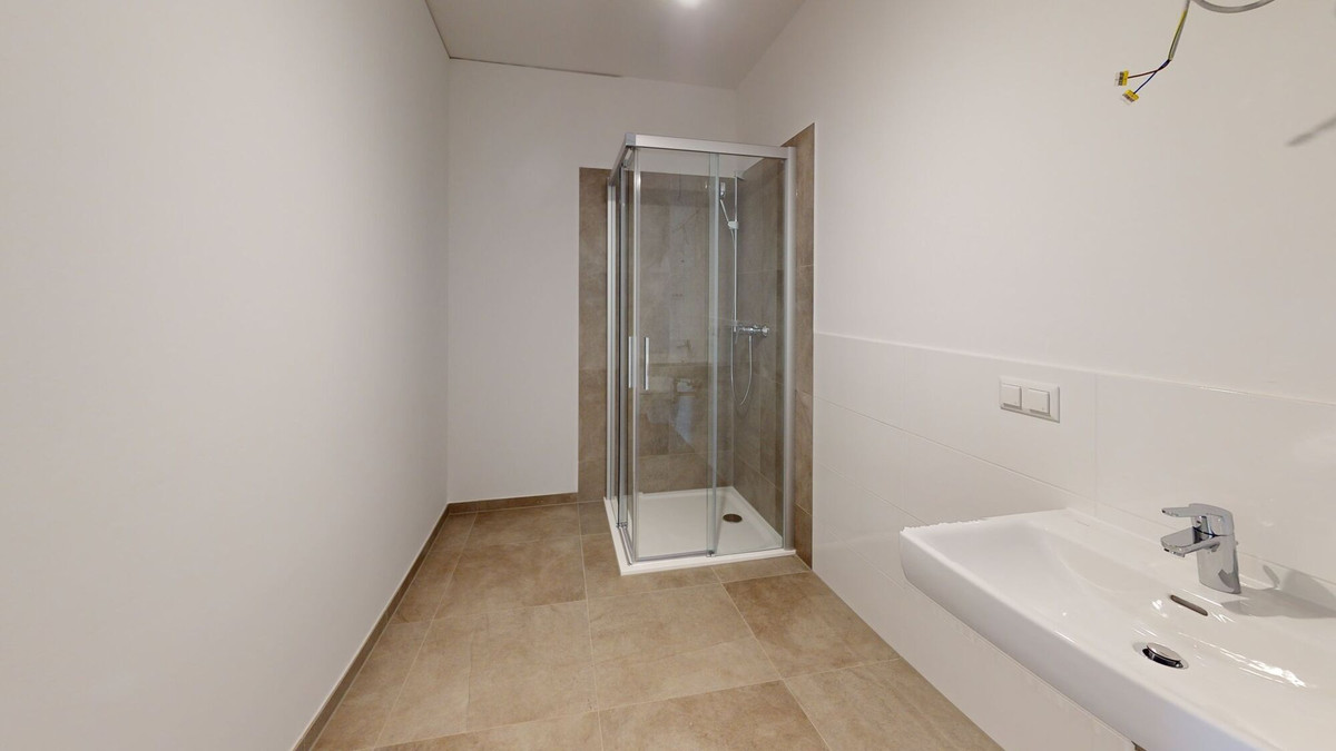 06-H2-14-Badezimmer