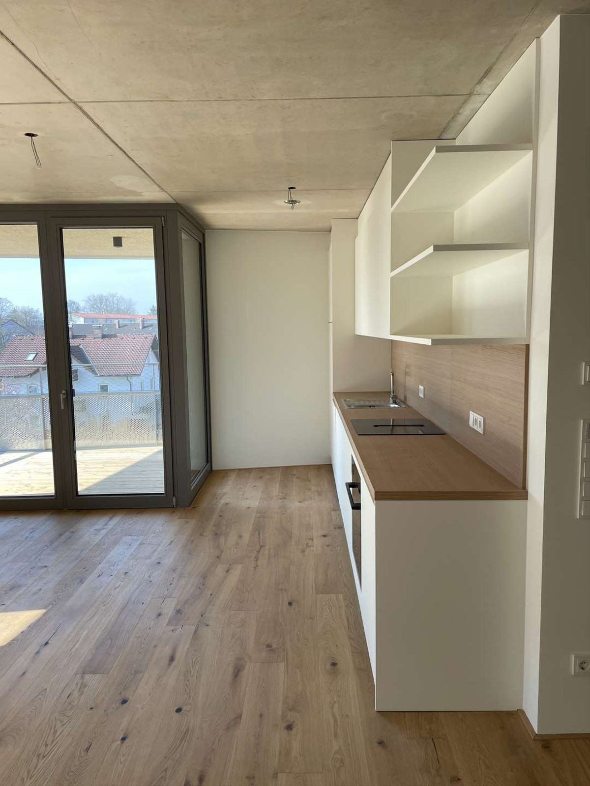 zzgl. hochwertige Einbauküche - Herdergärten - 1.3.5 Seitenansicht