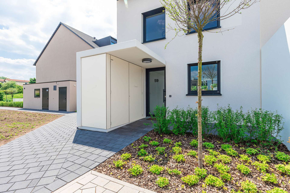 02-120 m- Wohntraum Vorgartenschrank