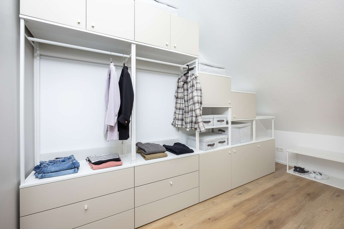 018-120 m- Wohntraum begehbarer Kleiderschrank