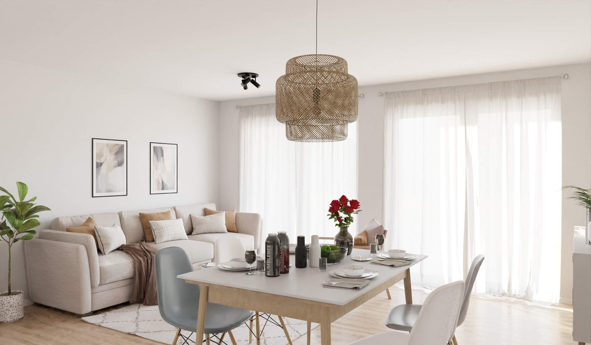 Lichtdurchfluteter Wohnbereich dank bodentiefer Fenster