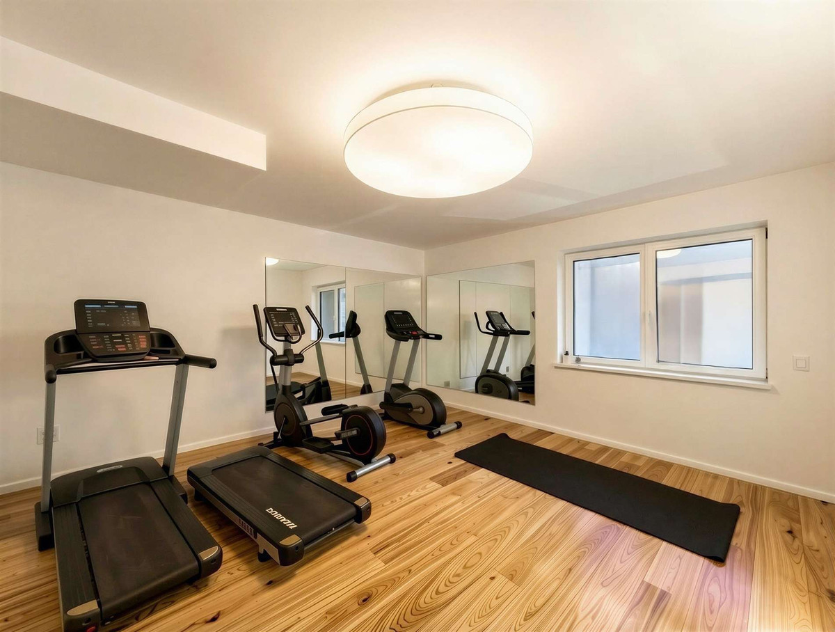 Souterrain Raum 1-Fitness (KI generiert) - Einrichtung gehört nicht zur Ausstattung