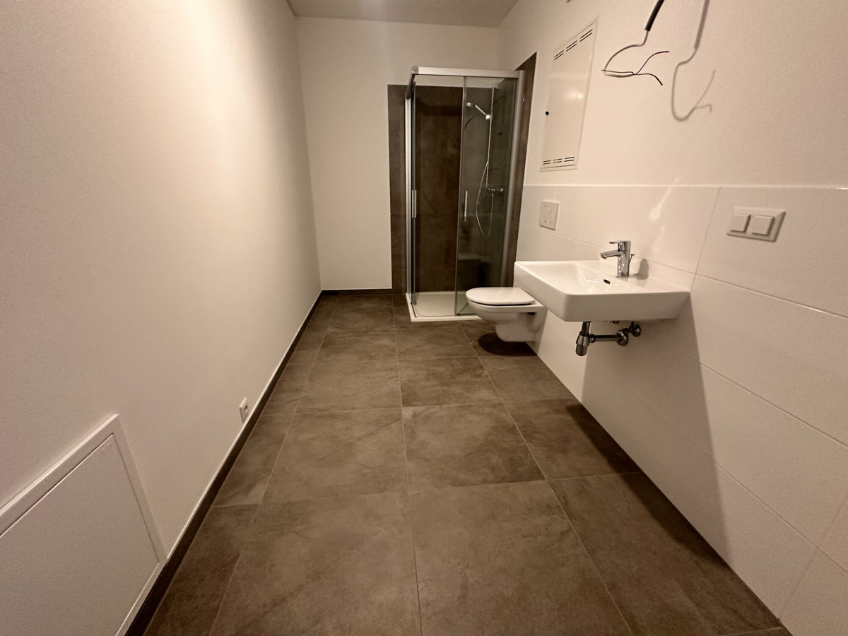 08-H1-20-Badezimmer-2