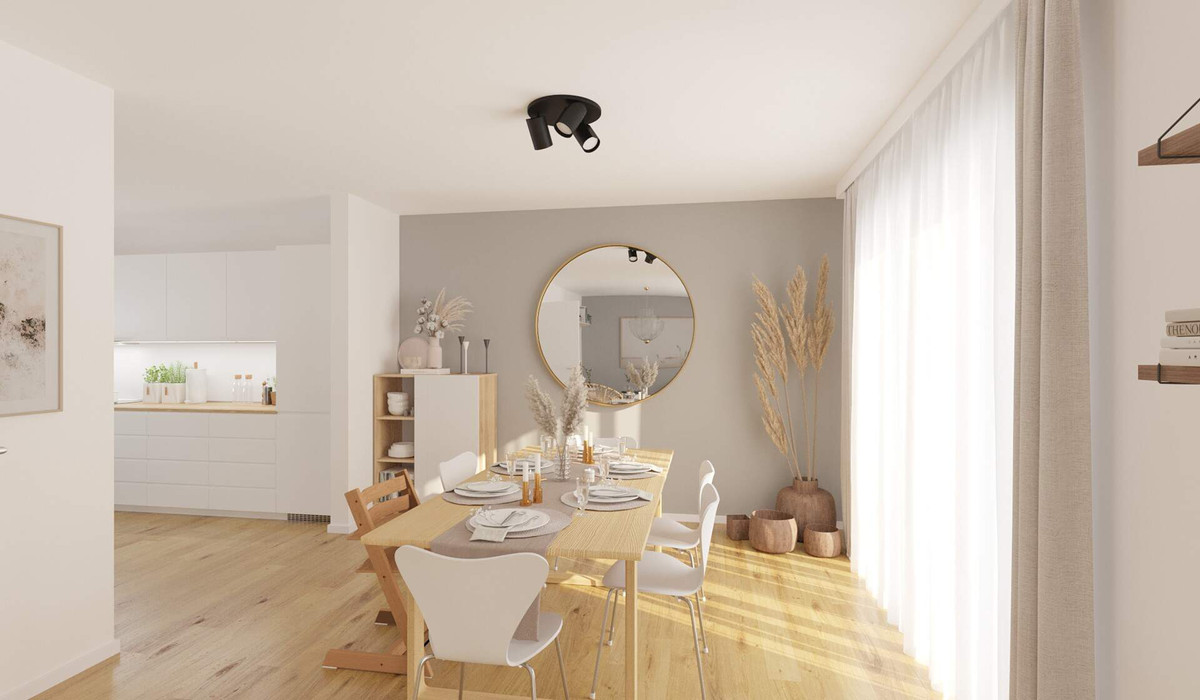 Lichtdurchfluteter Wohnbereich dank bodentiefer Fenster