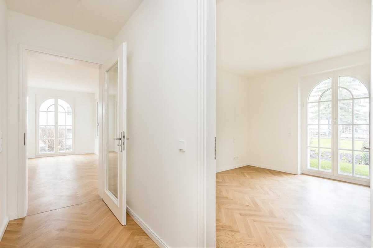 Schlafzimmer / Flur / Wohnzimmer