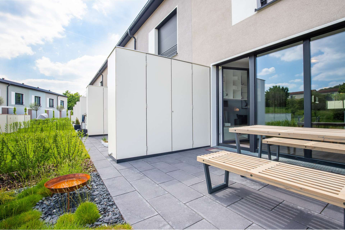 13-145 m- Familienglück-Terrassenschrank