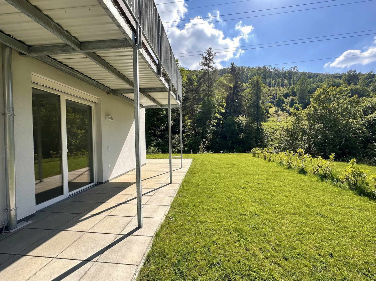 12-H1-02-Terrasse-Sommer
