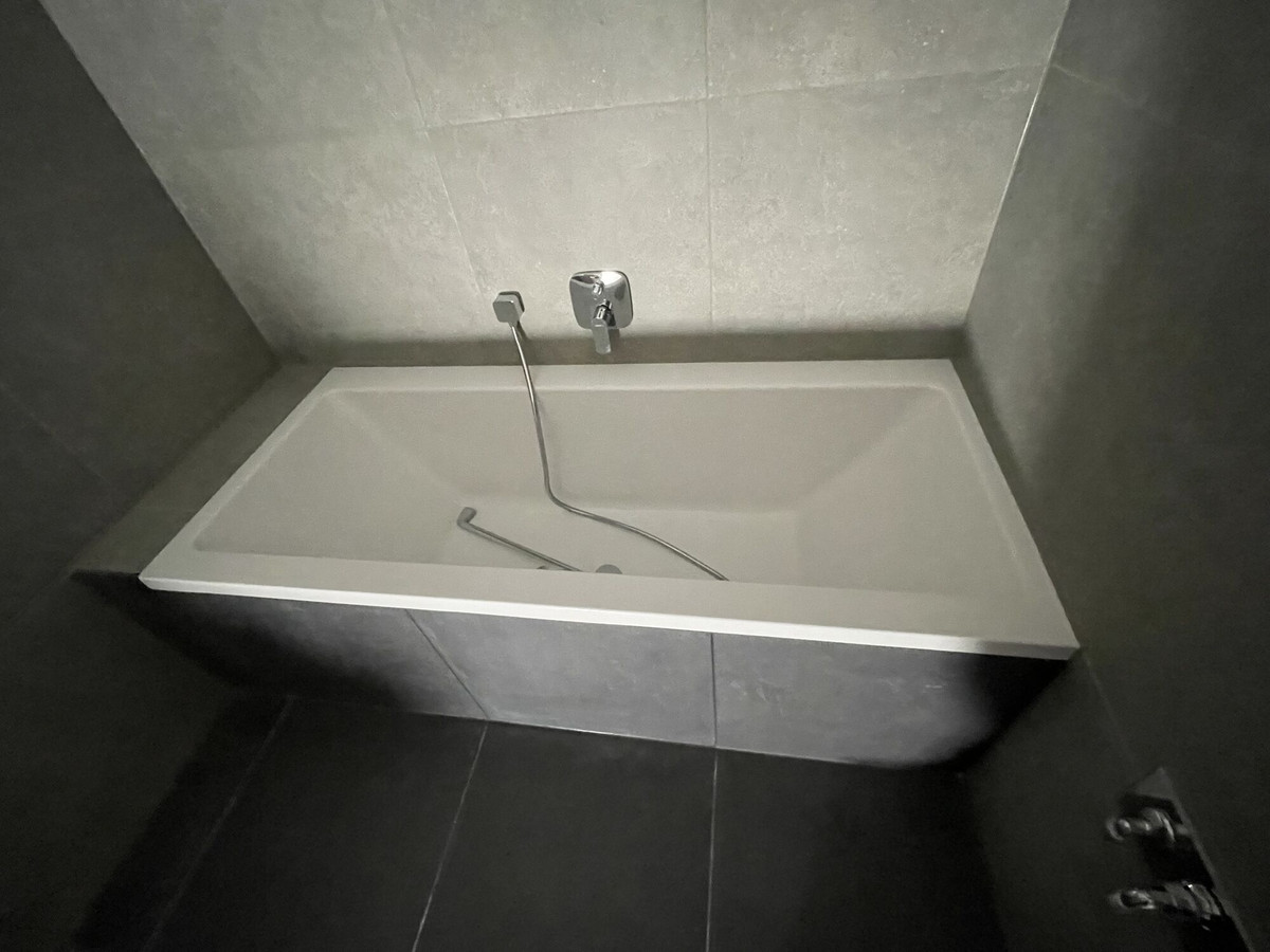 CARL 7 – Top 1 – Badewanne