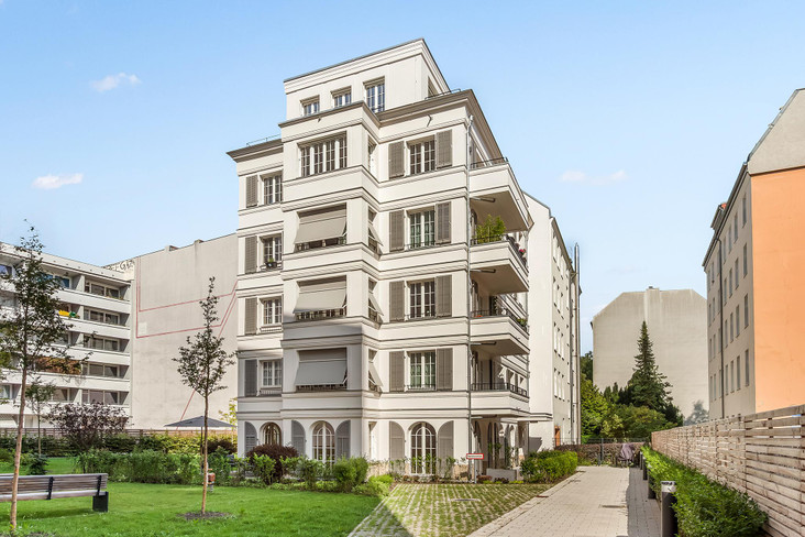 CASON - 33 new build condominiums and 3 commercial units