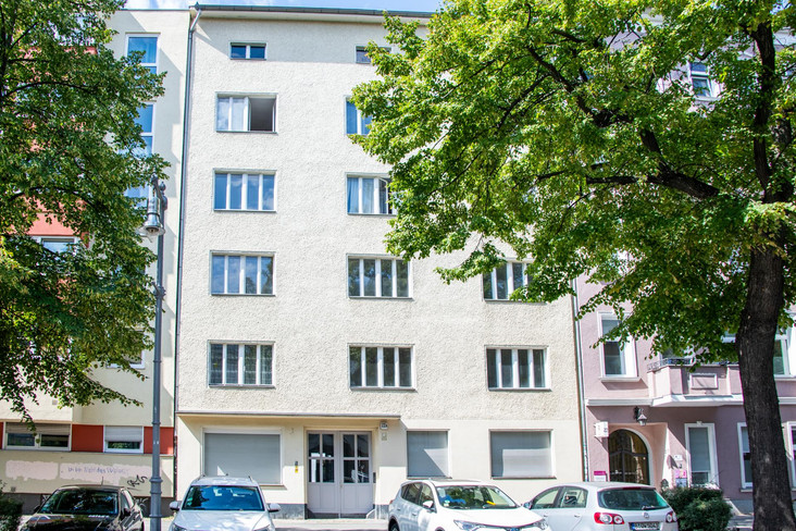 Sophie & Charlotte - Sanierung von 5 Eigentumswohnungen