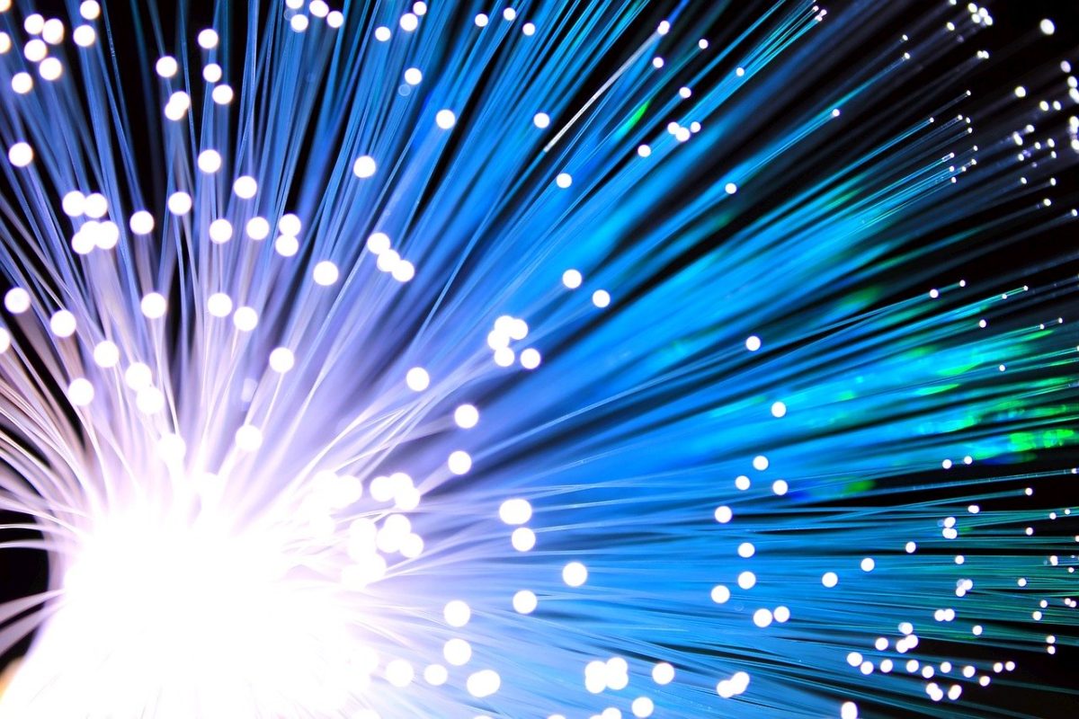 Glasfaser-Anschlüsse für Neubau-Wohnungen: auf das Kürzel FTTH achten