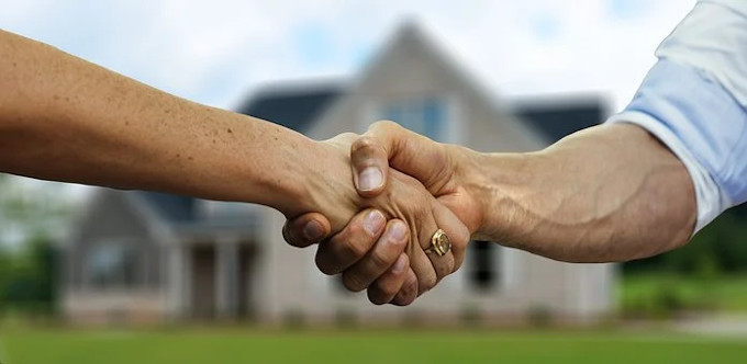 Reservierungsvereinbarung oder Vorvertrag? So sichern Sie sich Ihr Traumhaus