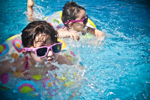 Wellness im kleinen Garten – ab ins Wasser