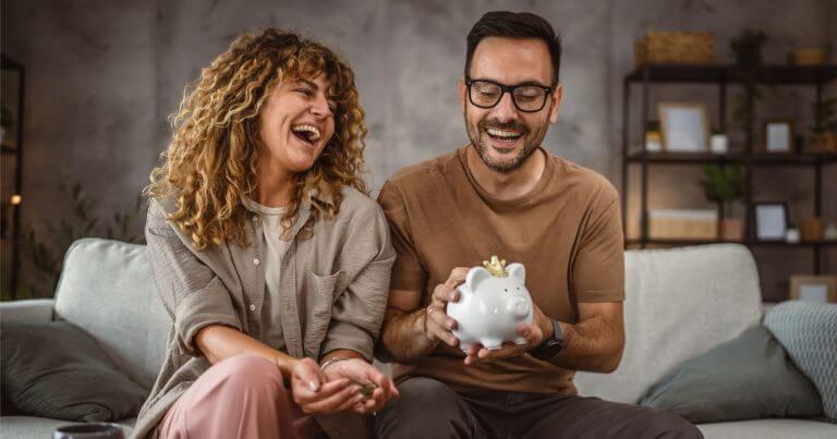 Schnell Eigenkapital bilden: Mit Sparen zielstrebig zum Neubau - 5 Frugalismus Tipps