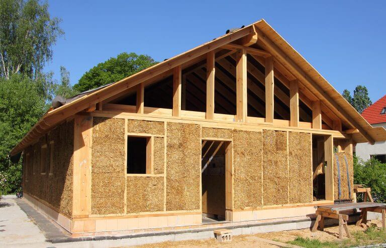 Gesund wohnen im Neubau Was ein Haus aus Holz und Stroh wirklich kann