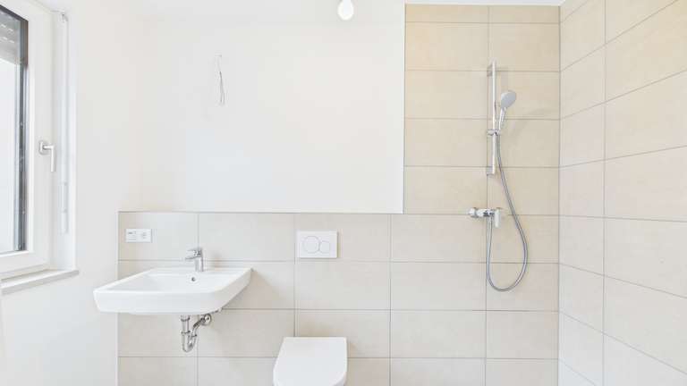 Badezimmer DG