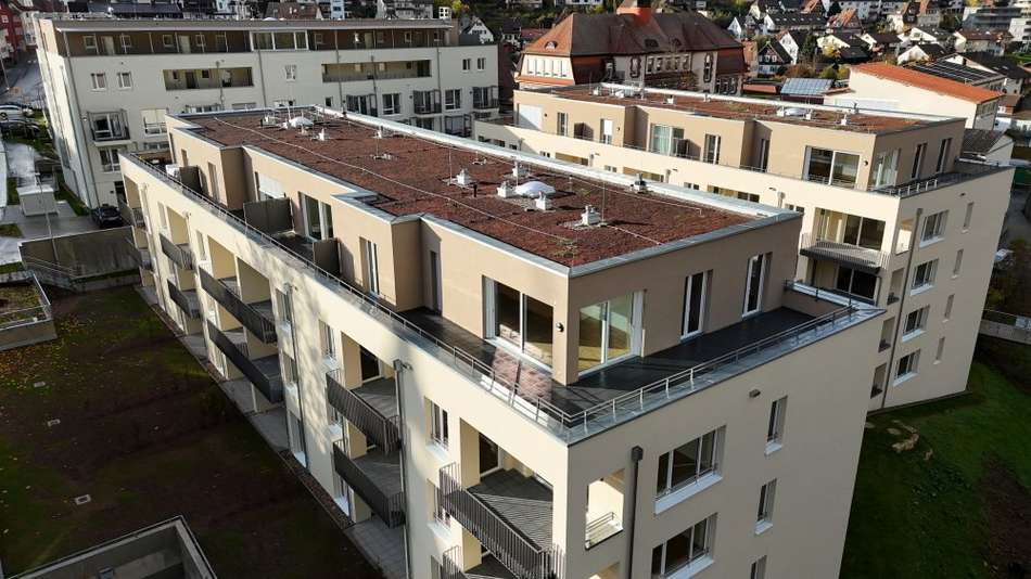 0048 ba2 hausbvorneschrag.jpg