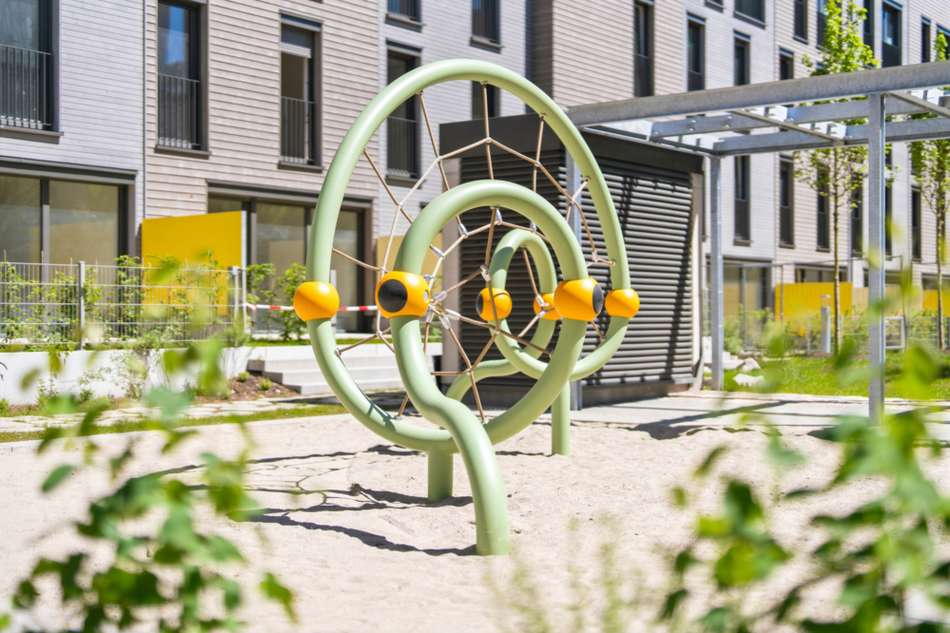 2026-04-charlottehuhn-immobili