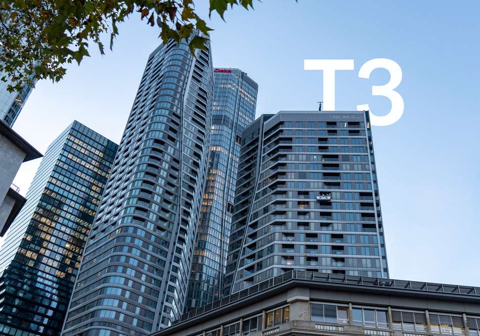 FOUR Frankfurt T3