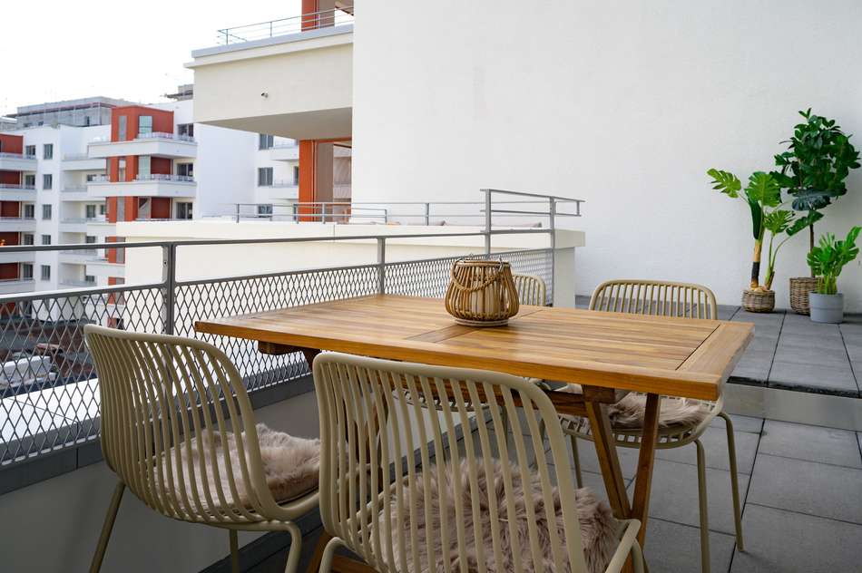 Balkon Musterwohnung (2)