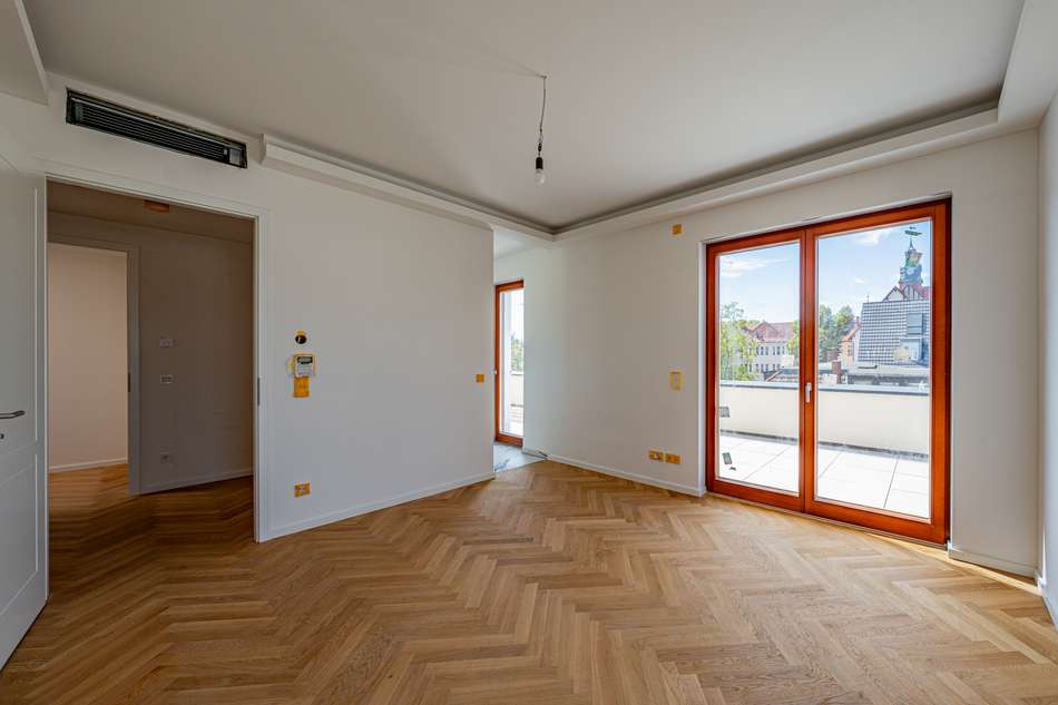 Schlafzimmer:Ankleide mit Zug