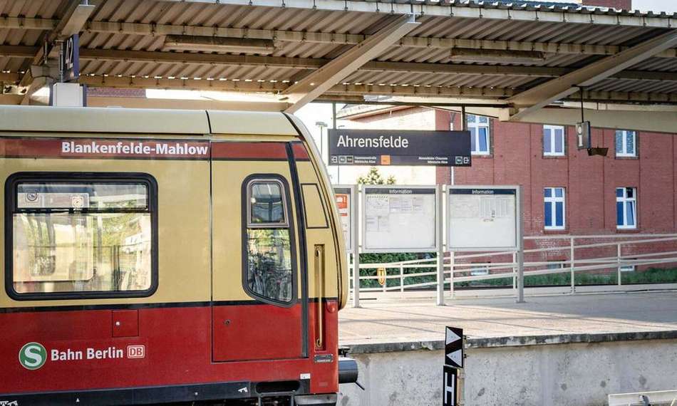 Mit den Öffentlichen schnell a