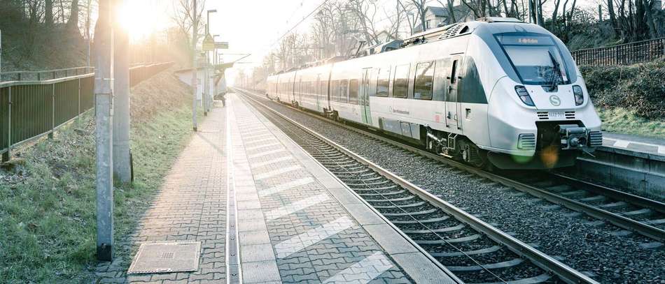 5 Minuten radeln zum S-Bahnhof