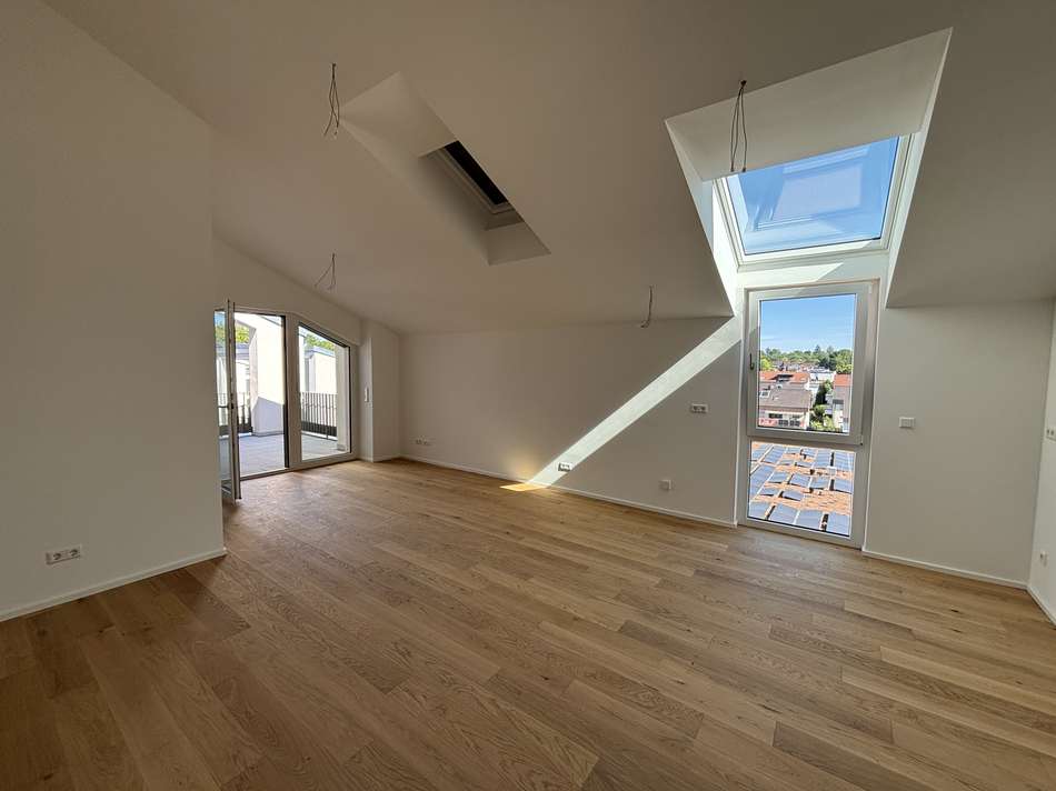 Helle DG-Wohnung
