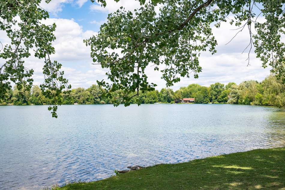 nahe Feldmochinger See