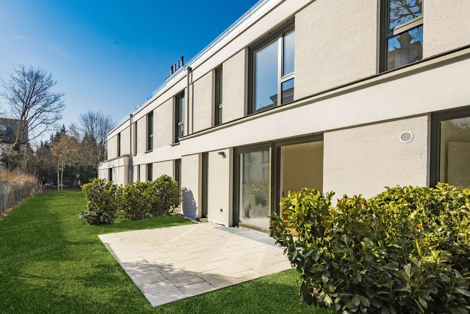 Grosszugige Terrasse