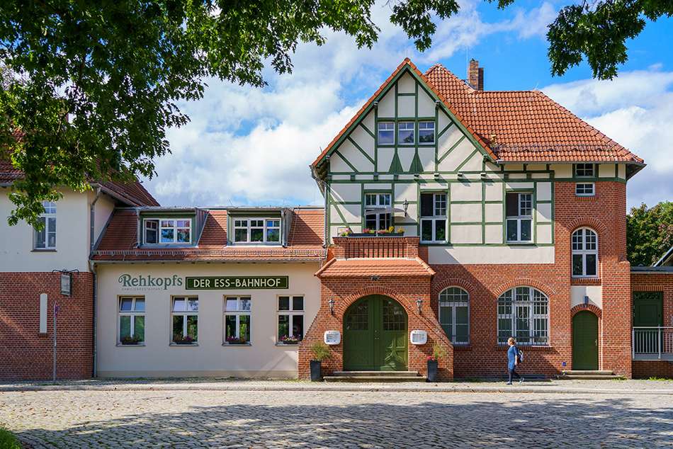 13Ess-Bahnhof